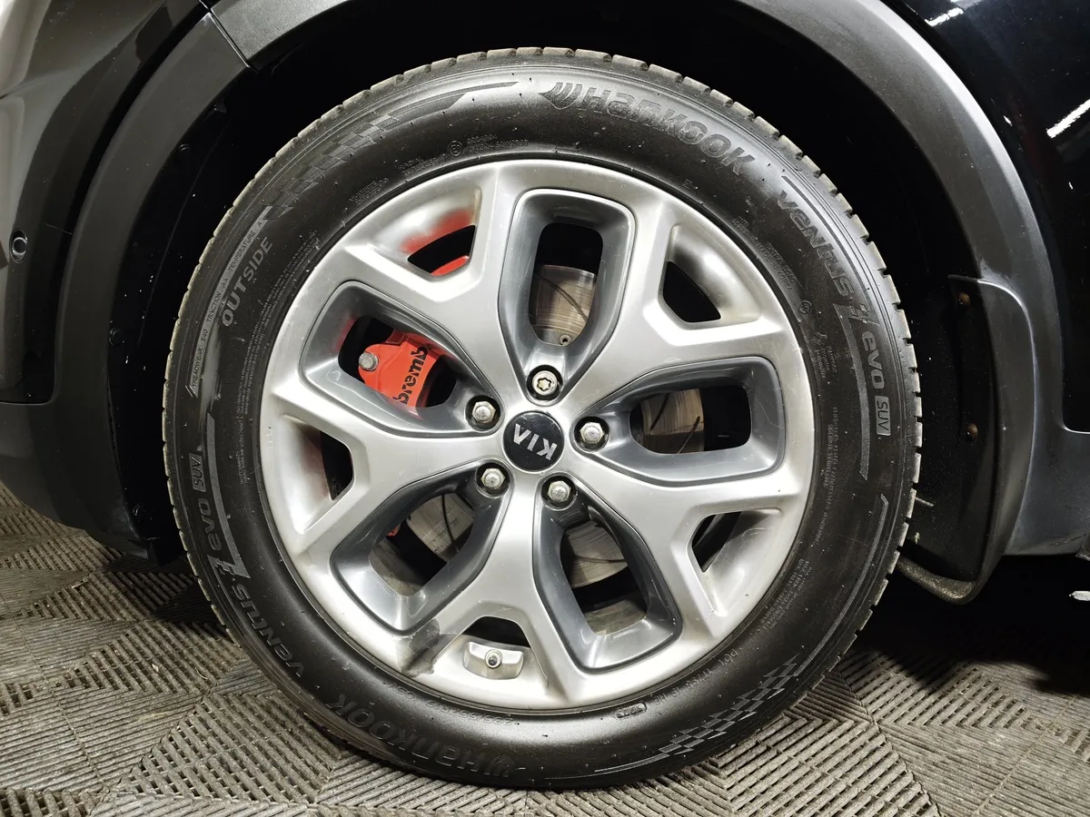 Kia Sorento 3.5 AT AWD (249 л.с.) GT Line Черный в АВИЛОН. Слайд №9