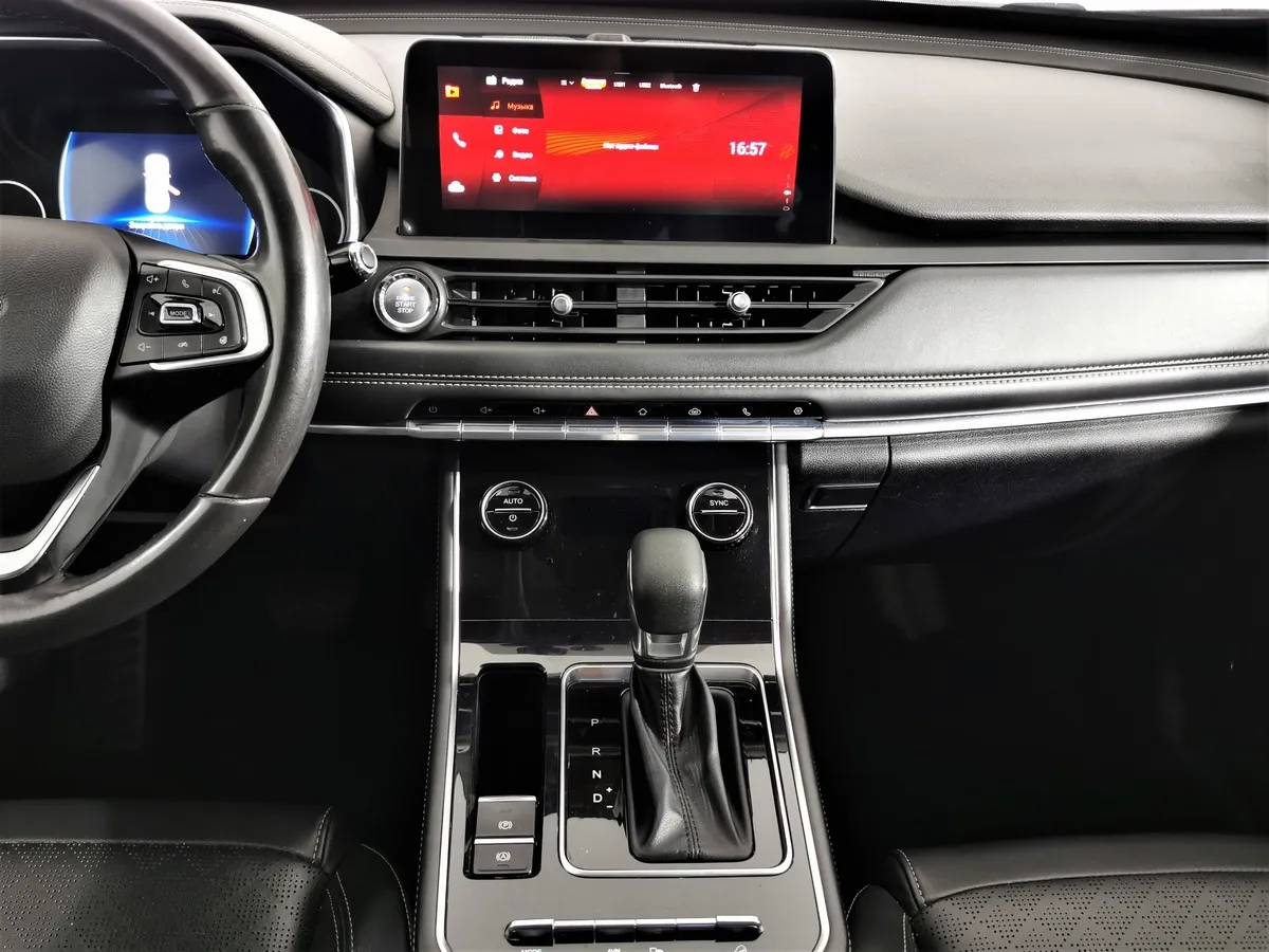 Chery Tiggo 8 Pro 2.0 CVT (170 л.с.) Prestige Белый в АВИЛОН. Слайд №14