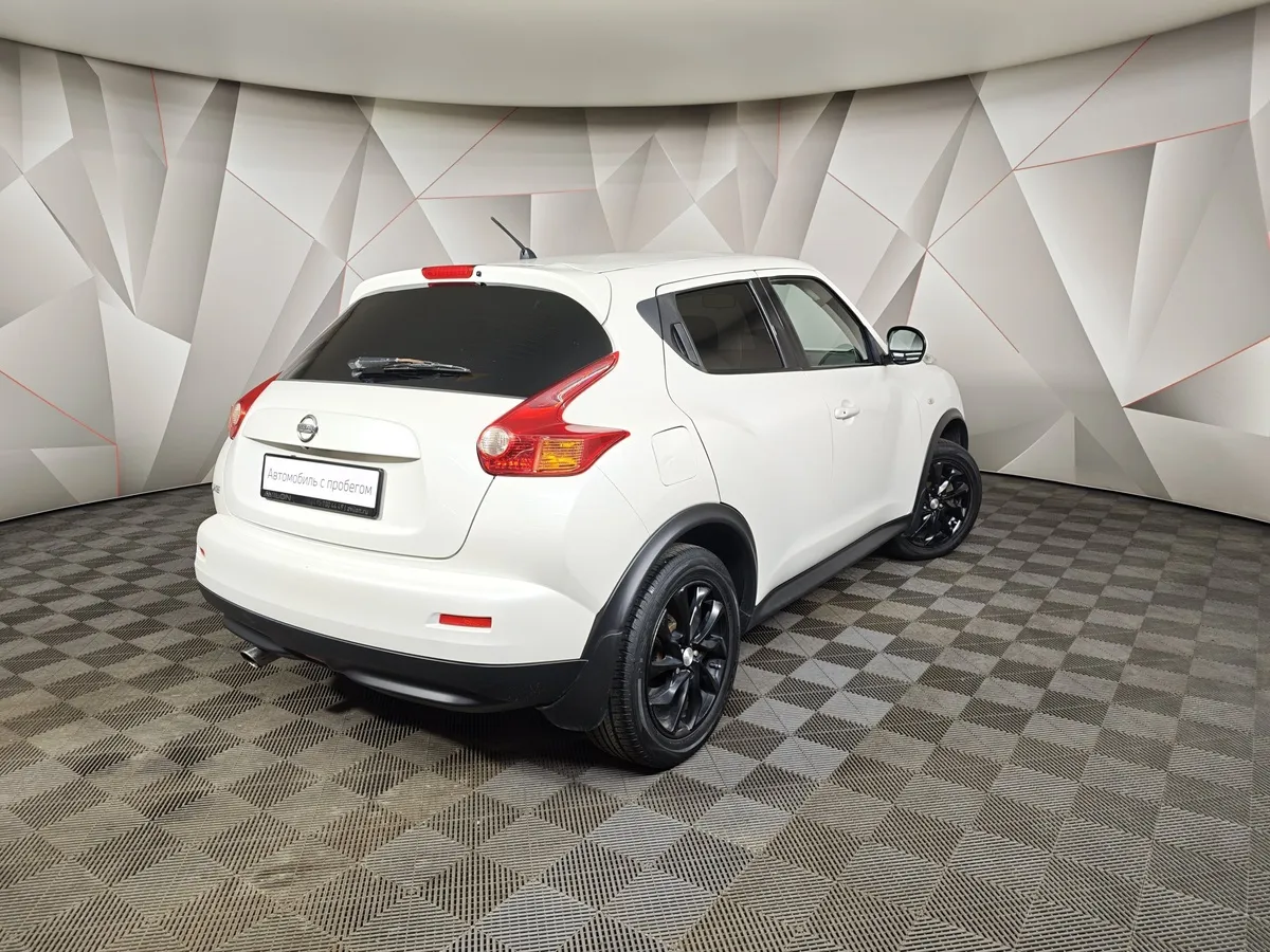 Nissan Juke 1.6 turbo CVT AWD (190 л.с.) Белый в АВИЛОН. Слайд №2