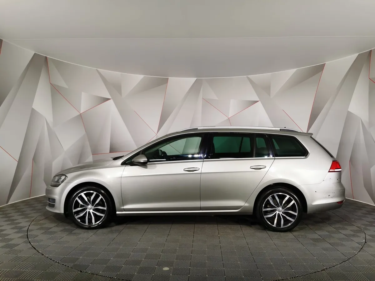 Volkswagen Golf 1.4 TSI BlueMotion DSG (140 л.с.) Highline Серый в АВИЛОН. Слайд №5
