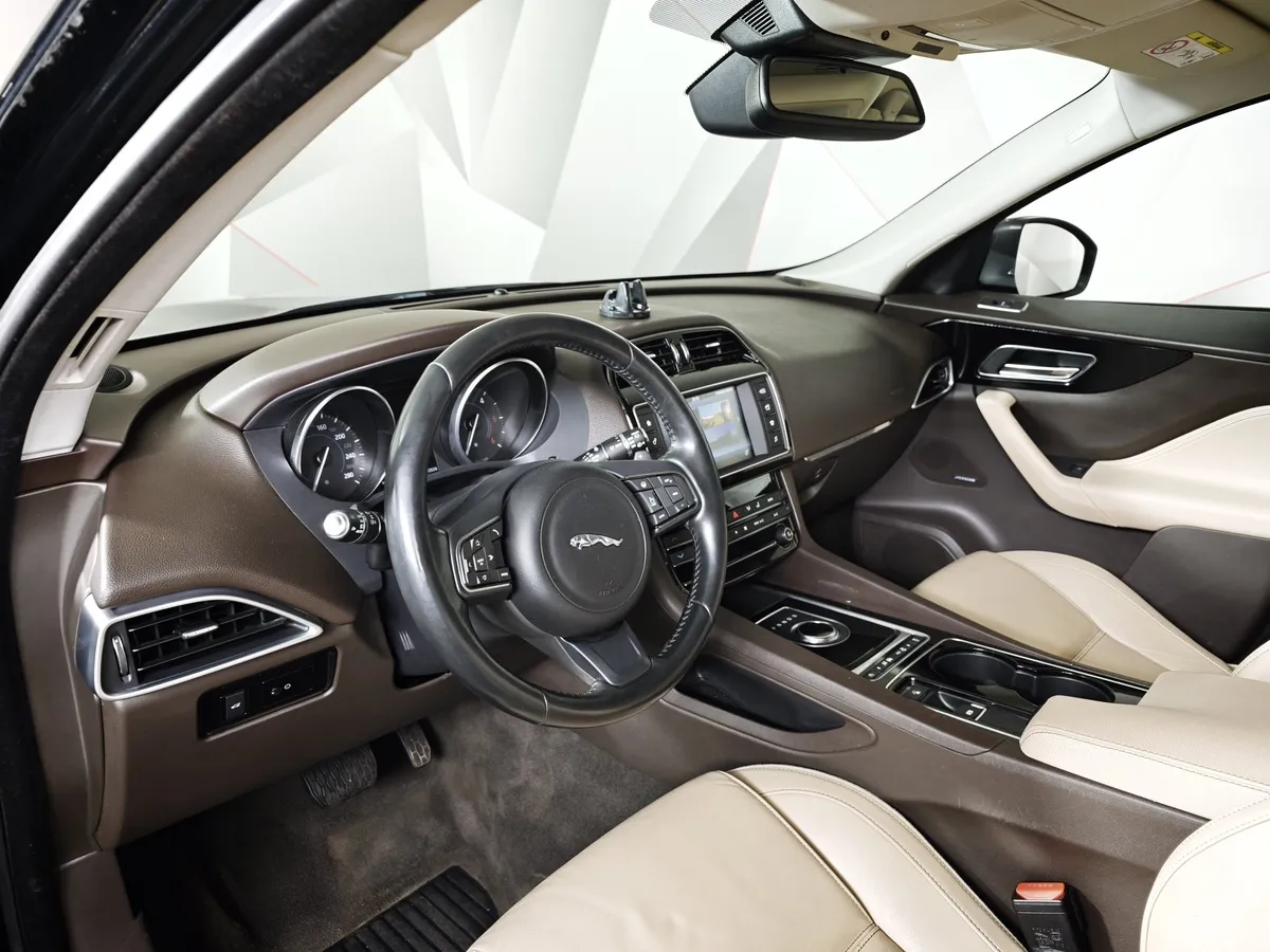 Jaguar F-Pace 2.0 TD AT AWD (180 л.с.) Prestige Черный в АВИЛОН. Слайд №17