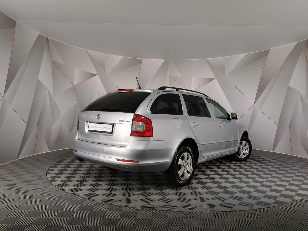 Skoda Octavia 1.8 TSI AT (152 л.с.) Elegance Серебристый в АВИЛОН. Слайд №2