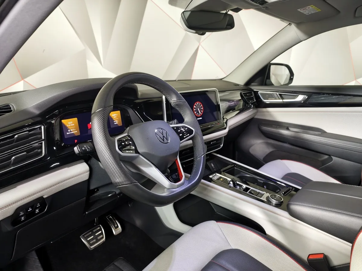 Volkswagen Teramont X 2.0 7DSG AWD (220 л.с.) Черный в АВИЛОН. Слайд №19