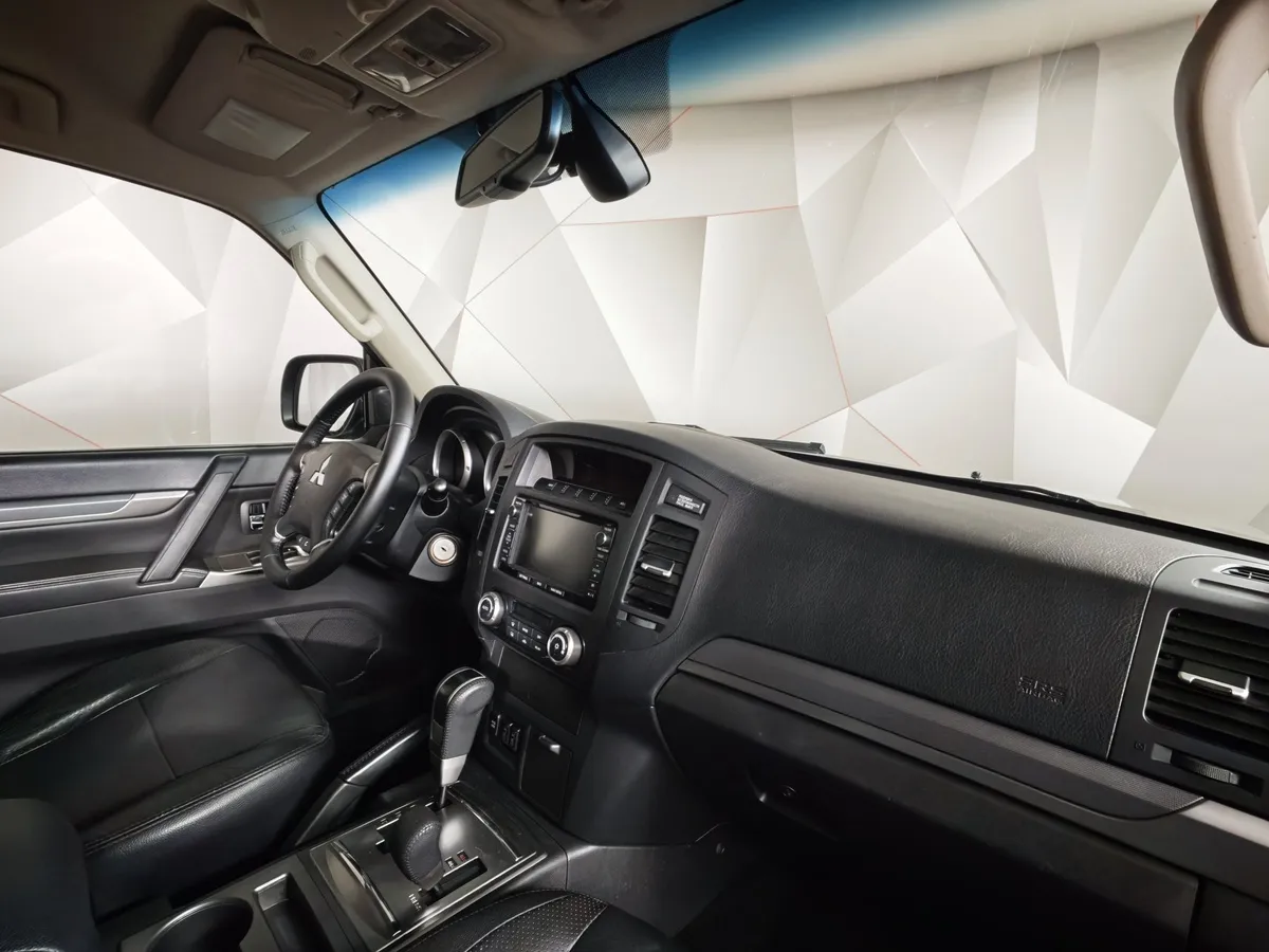Mitsubishi Pajero 3.0 AT AWD (178 л.с.) Черный в АВИЛОН. Слайд №13
