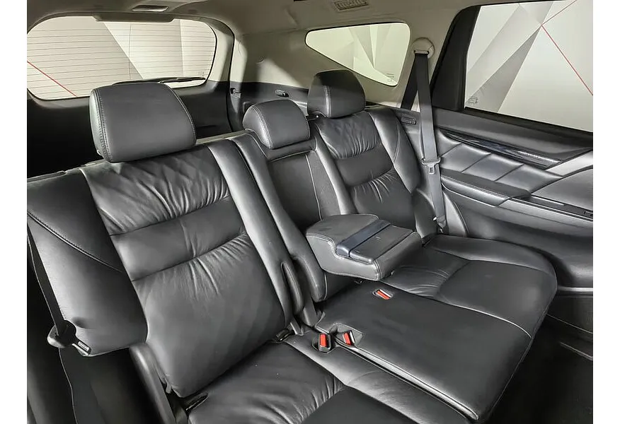 Mitsubishi Pajero Sport 2.4 DI-D AT AWD (181 л.с.) Белый в АВИЛОН. Слайд №16