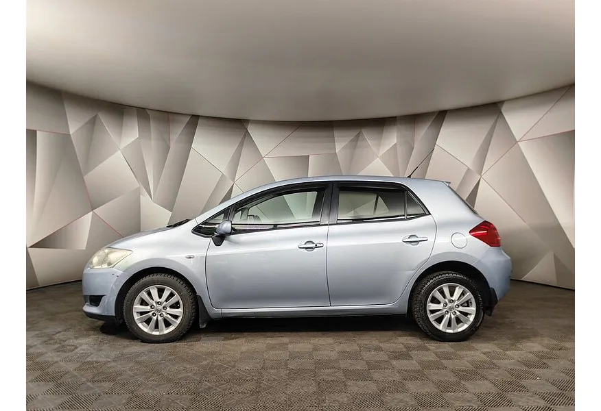 Toyota Auris 1.6 AT (124 л.с.) Голубой в АВИЛОН. Слайд №5 Toyota Auris 1.6 AT (124 л.с.) Голубой в АВИЛОН. Слайд №5
