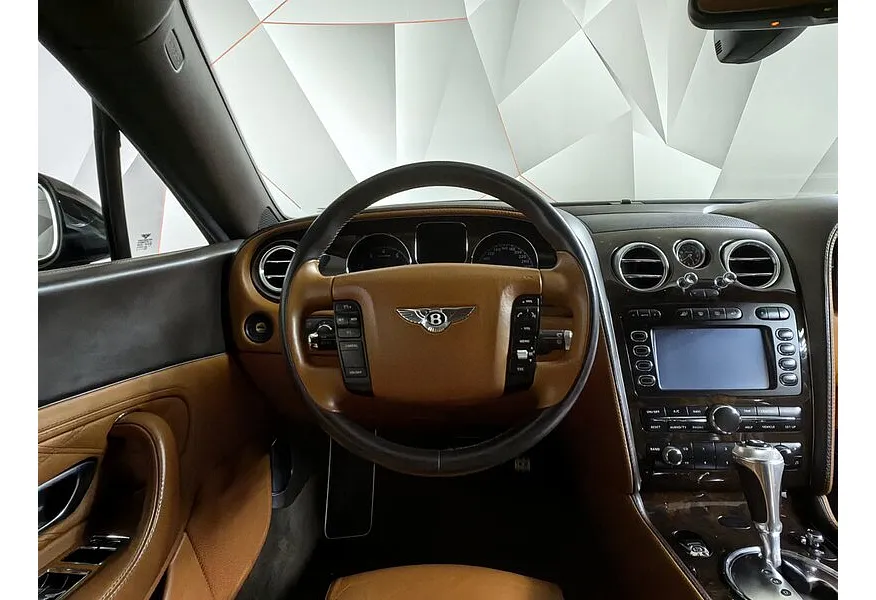 Bentley Continental GT 6.0 AT Twin Turbo (560 л.с.) Черный в АВИЛОН. Слайд №18