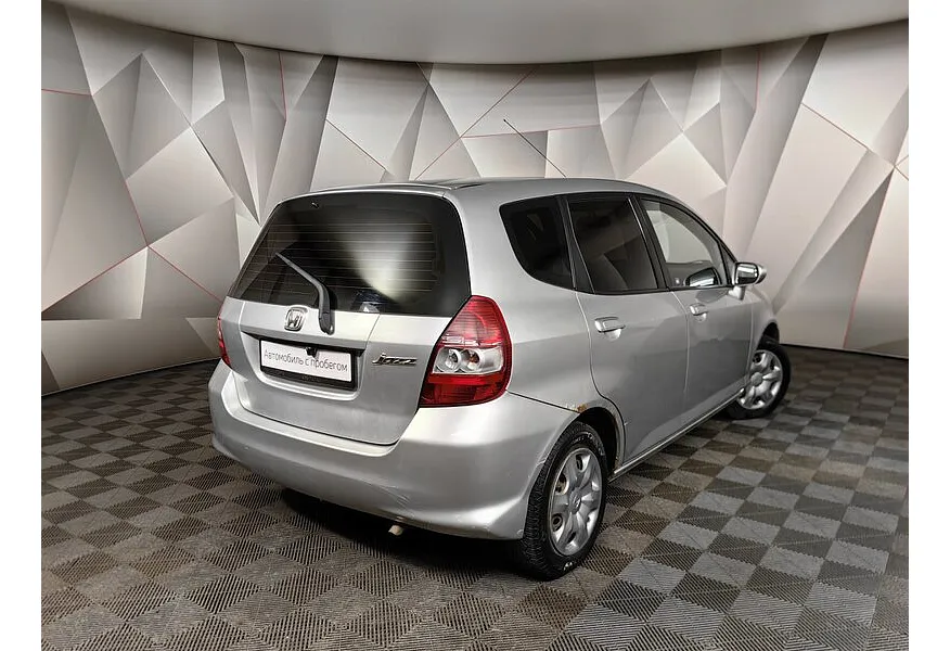 Honda Jazz 1.4 CVT (83 л.с.) Серебристый в АВИЛОН. Слайд №2 Honda Jazz 1.4 CVT (83 л.с.) Серебристый в АВИЛОН. Слайд №2