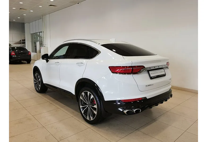 Geely Tugella 2.0 AT AWD (238 л.с.) Flagship Белый в АВИЛОН. Слайд №4