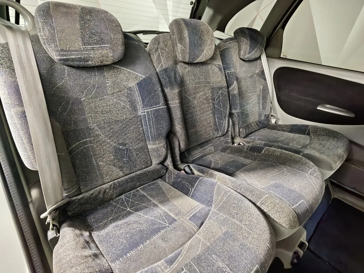 Renault Scenic 1.6 16v MT (107 л.с.) Серый в АВИЛОН. Слайд №15