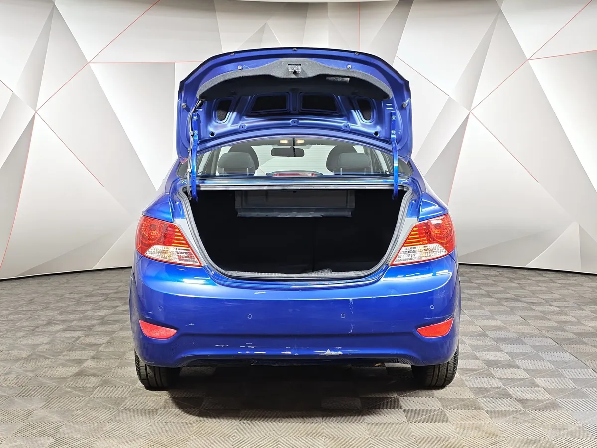 Hyundai Solaris 1.6 AT (123 л.с.) Comfort Синий в АВИЛОН. Слайд №10