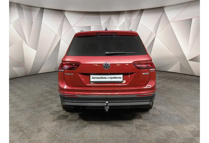 Volkswagen Tiguan 2.0 TDI 4Motion DSG (150 л.с.) Highline Красный в АВИЛОН. Слайд №8