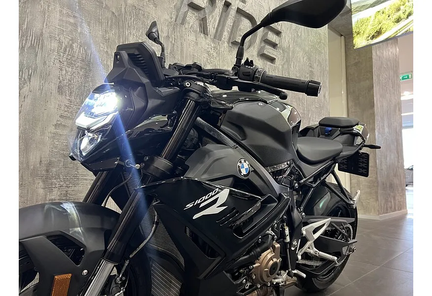 BMW Motorrad S 1000 R S 1000 R 999 см³ (160) 999 Черный в АВИЛОН. Слайд №12