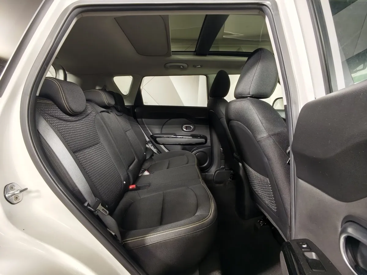 Kia Soul 1.6 GDI AT (132 л.с.) Classic Белый в АВИЛОН. Слайд №15