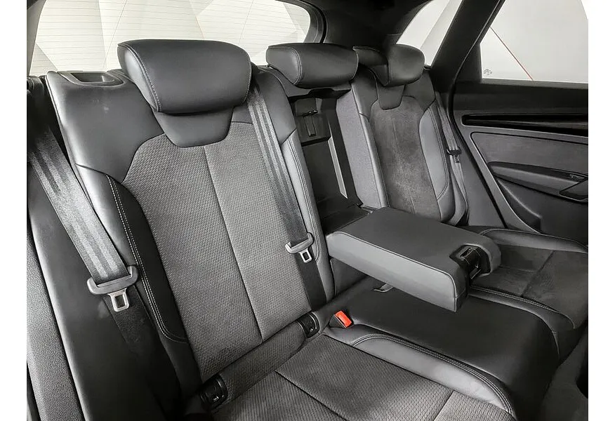 АВИЛОН - Audi Q5 2.0 TFSI S tronic quattro (249 л.с.) Черный - slide 12