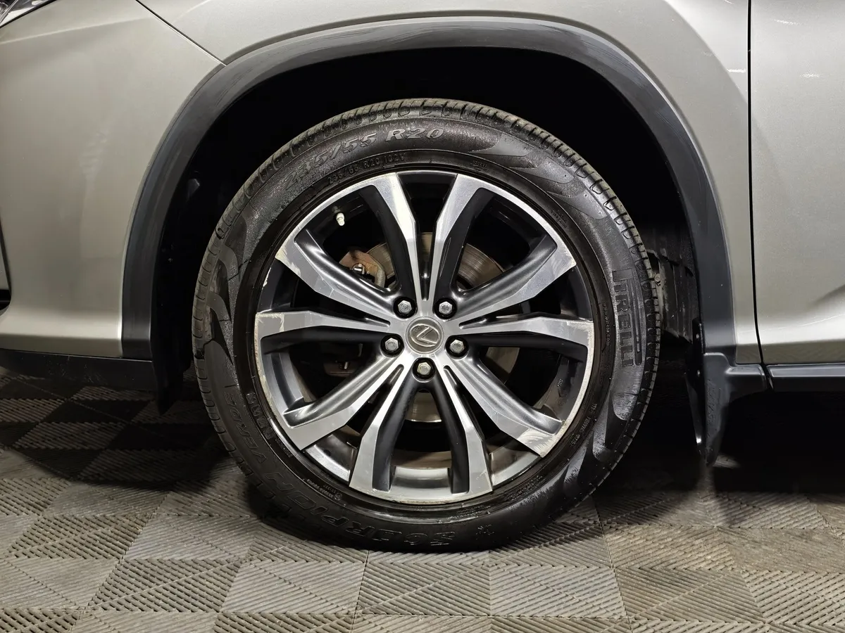 Lexus RX 200t AT AWD (238 л.с.) Executive Серый в АВИЛОН. Слайд №9