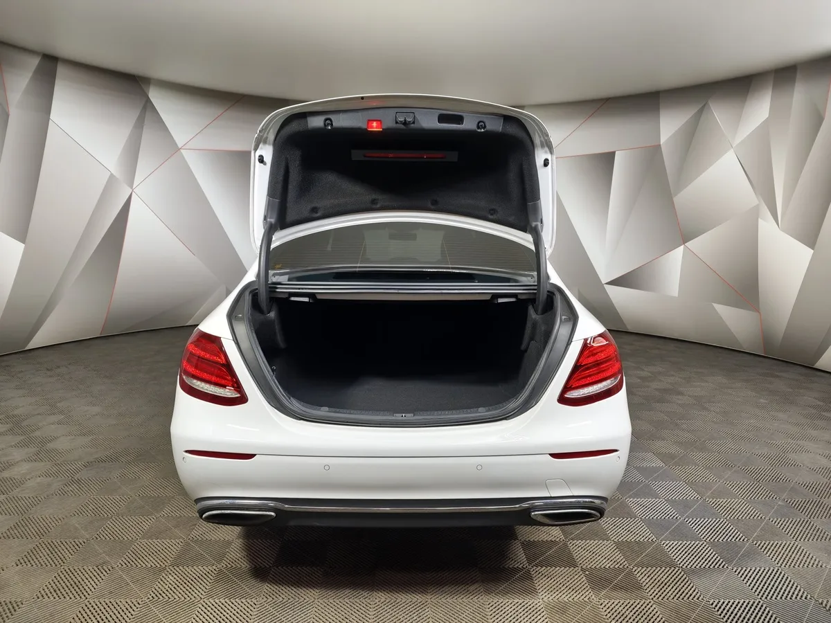 Mercedes-Benz E-Класс E 220 d 9G-TRONIC (194 л.с.) Белый в АВИЛОН. Слайд №11