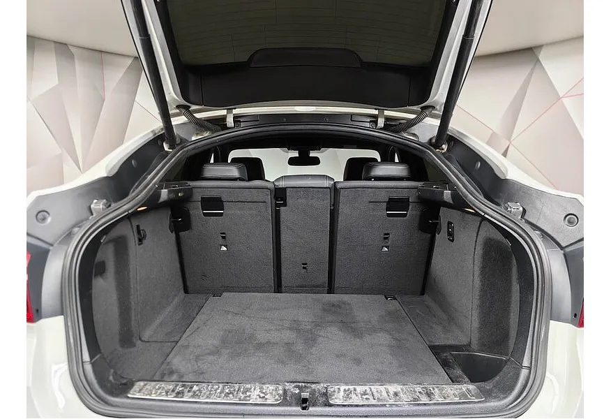 BMW X4 xDrive20d Steptronic (190 л.с.) Белый в АВИЛОН. Слайд №9