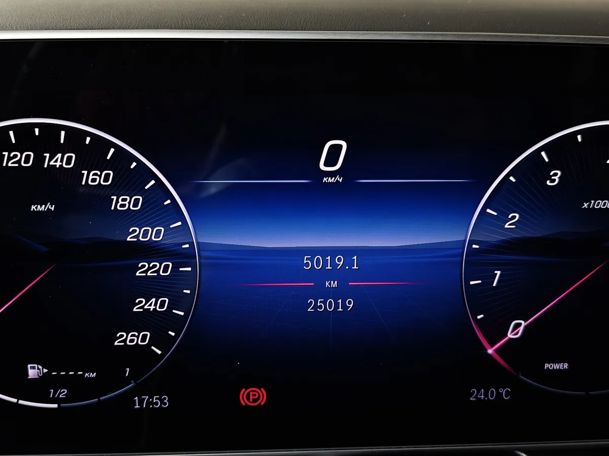 Mercedes-Benz GLC 260 L 9G-TRONIC 4MATIC (197 л.с.) Черный в АВИЛОН. Слайд №21