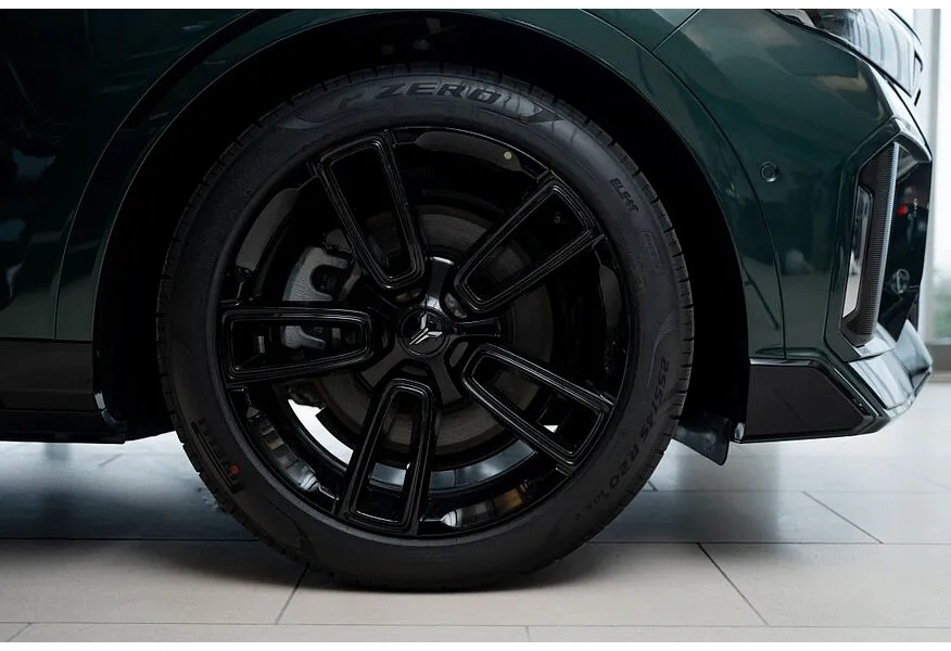 Voyah Free EVR 1.5 AT AWD (489 л.с.) Зеленый в АВИЛОН. Слайд №16