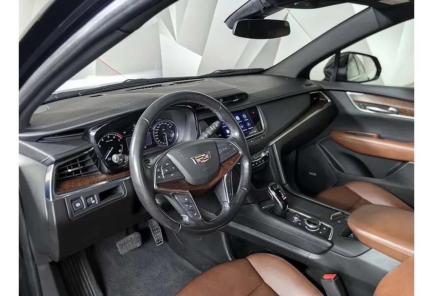АВИЛОН - Cadillac XT5 2.0T АТ AWD (200 л.с.) Sport Черный - slide 12