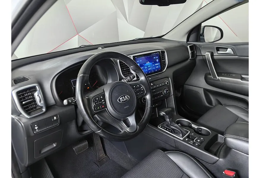 Kia Sportage 2.0 AT 4WD (150 л.с.) Luxe Белый в АВИЛОН. Слайд №19