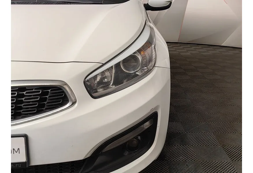 Kia Ceed 1.6 AT (130 л.с.) Comfort Белый в АВИЛОН. Слайд №10