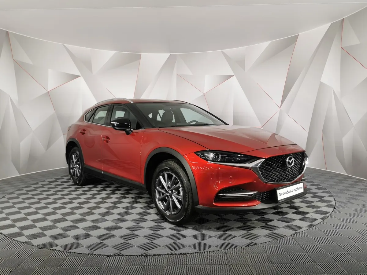 Mazda CX-4 2.0 AT (158 л.с.) High Красный в АВИЛОН. Слайд №3