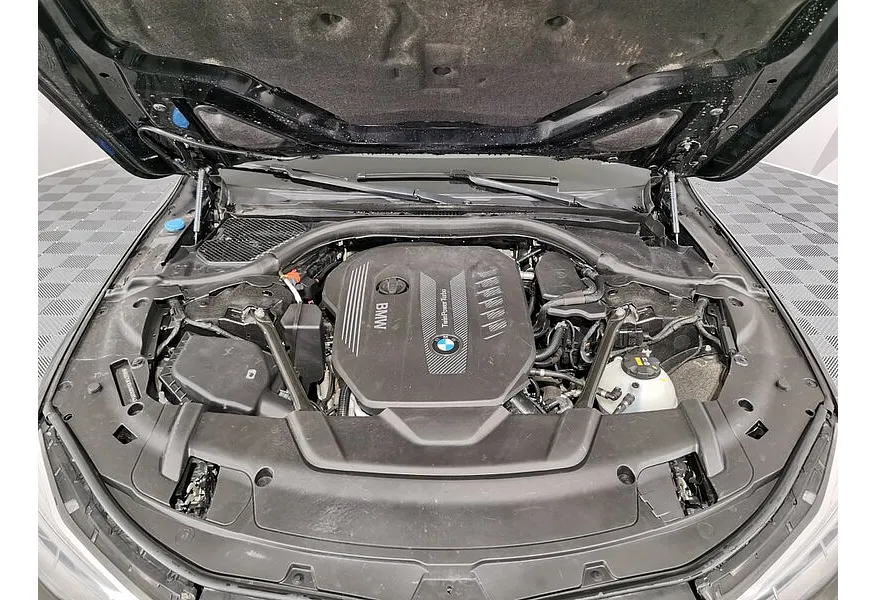 BMW 7 серия 730Ld xDrive AT (265 л.с.) Коричневый в АВИЛОН. Слайд №10