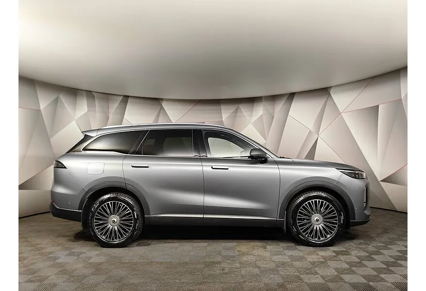 Chery Tiggo 9 2.0 AT 4WD (249 л.с.) Ultra Серый в АВИЛОН. Слайд №6