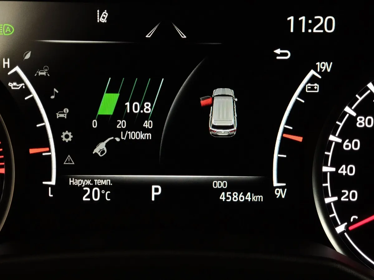 Toyota Land Cruiser 3.4 V6 AT 4WD (299 л.с.) 70th Anniversary Черный в АВИЛОН. Слайд №18