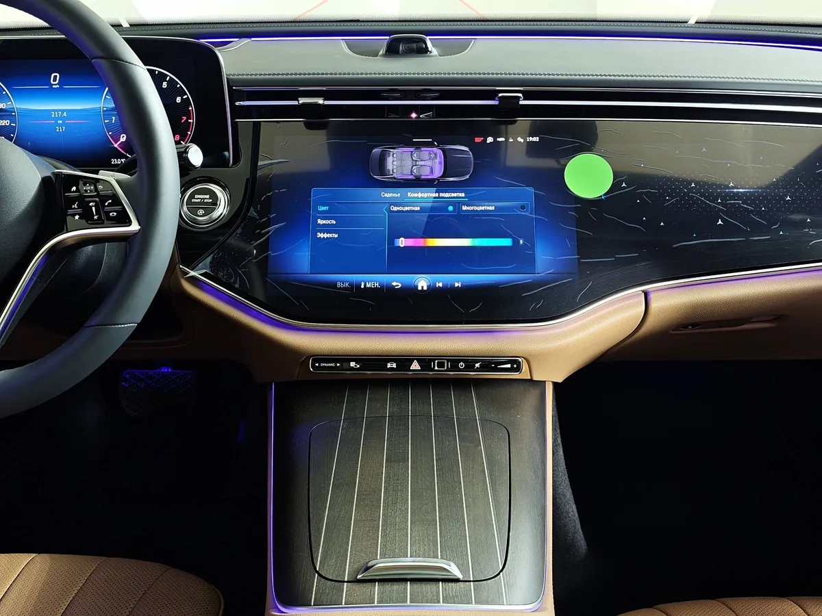 Mercedes-Benz E-Класс E 300 4MATIC (258 л.с.) Белый в АВИЛОН. Слайд №15