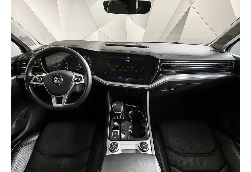АВИЛОН - Volkswagen Touareg 3.0 V6 TDI Tiptronic 4Motion (249 л.с.) Exclusive Синий - slide 11