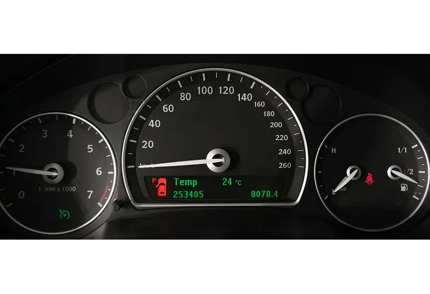 LIVE. Слайд №20