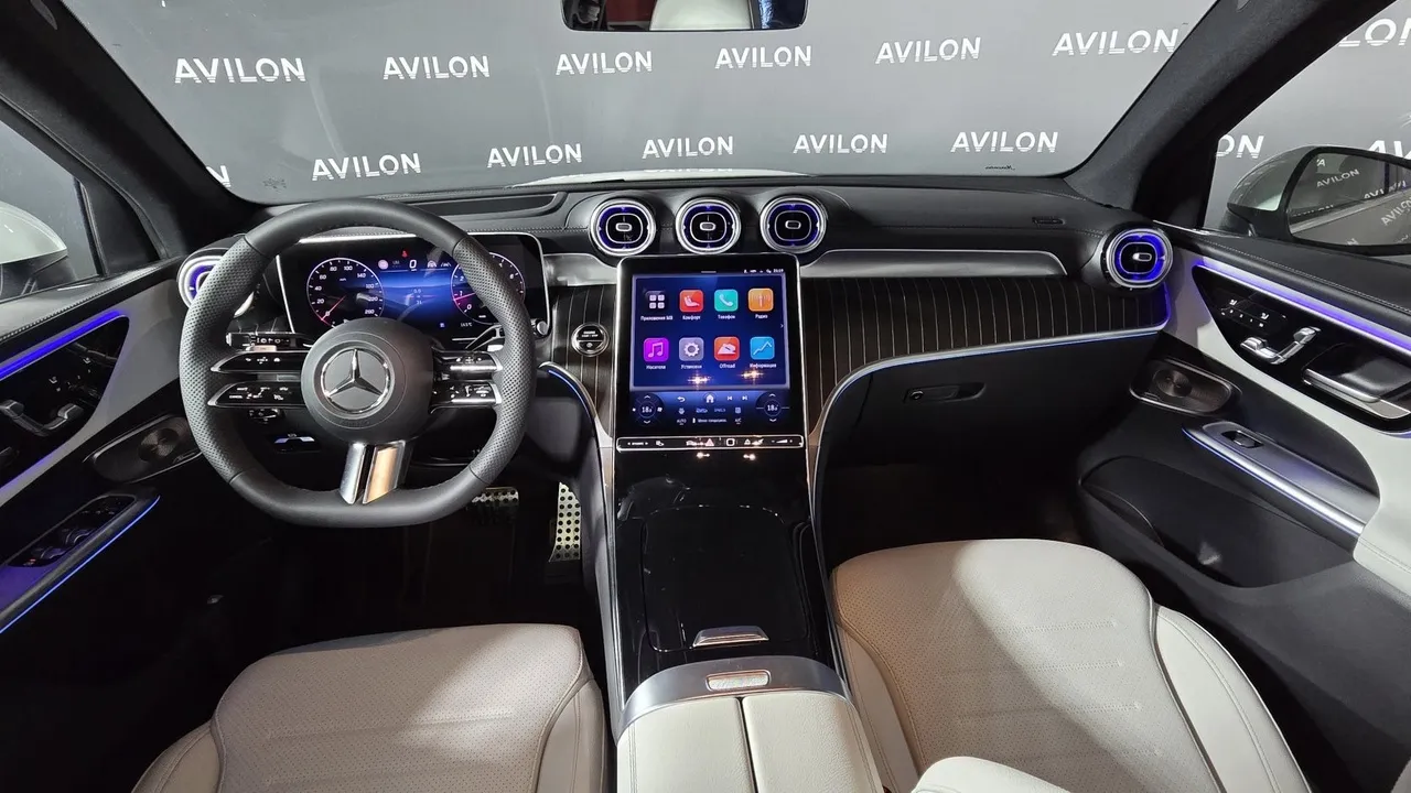 Mercedes-Benz GLC 300 4MATIC 9G-TRONIC (258 л.с.) Белый в АВИЛОН. Слайд №9
