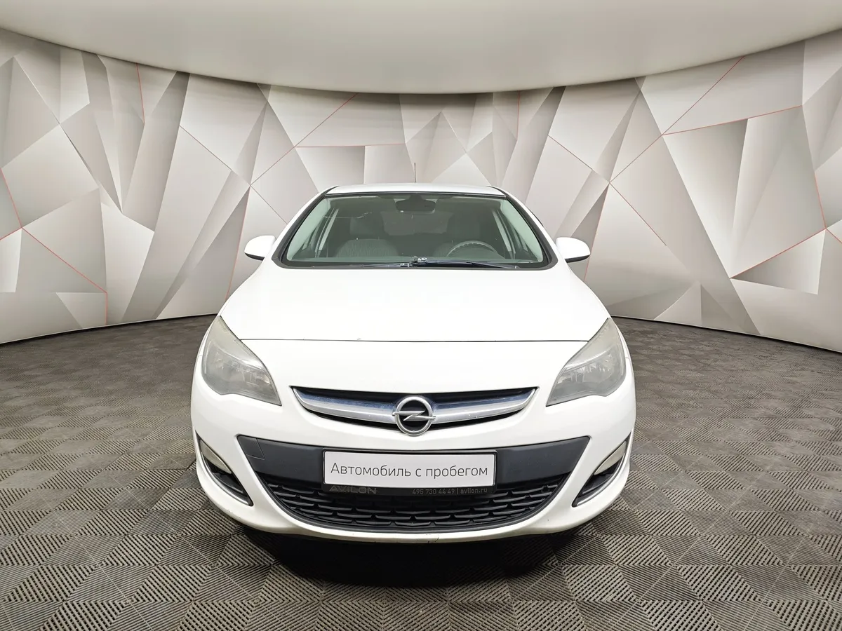 Opel Astra 1.6 AT (115 л.с.) Белый в АВИЛОН. Слайд №6