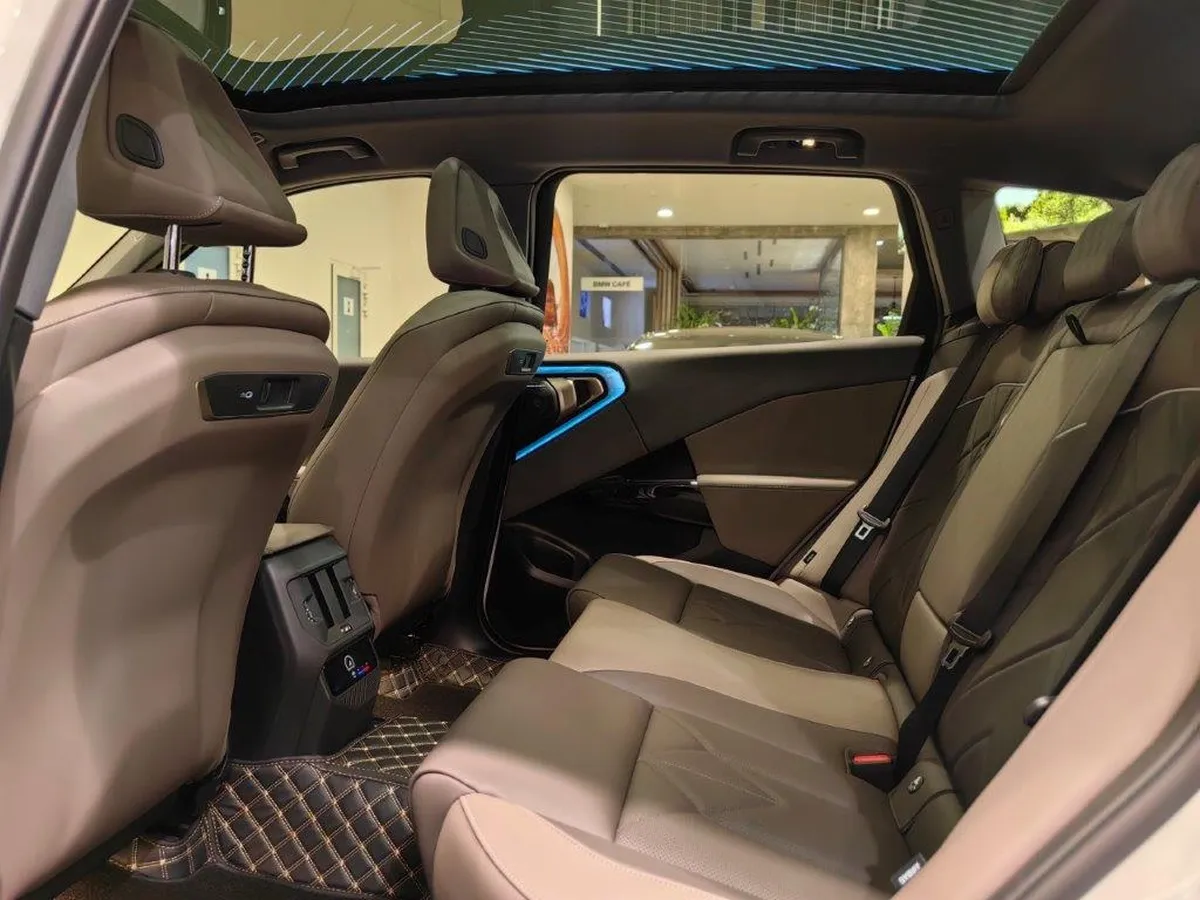 BMW X3 xDrive30L AT (258 л.с.) Белый в АВИЛОН. Слайд №14
