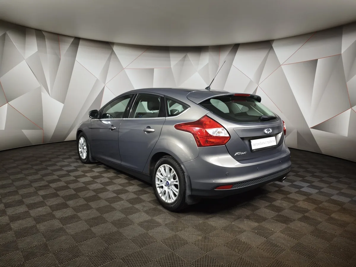 Ford Focus 2.0 PowerShift (150 л.с.) Titanium Коричневый в АВИЛОН. Слайд №4