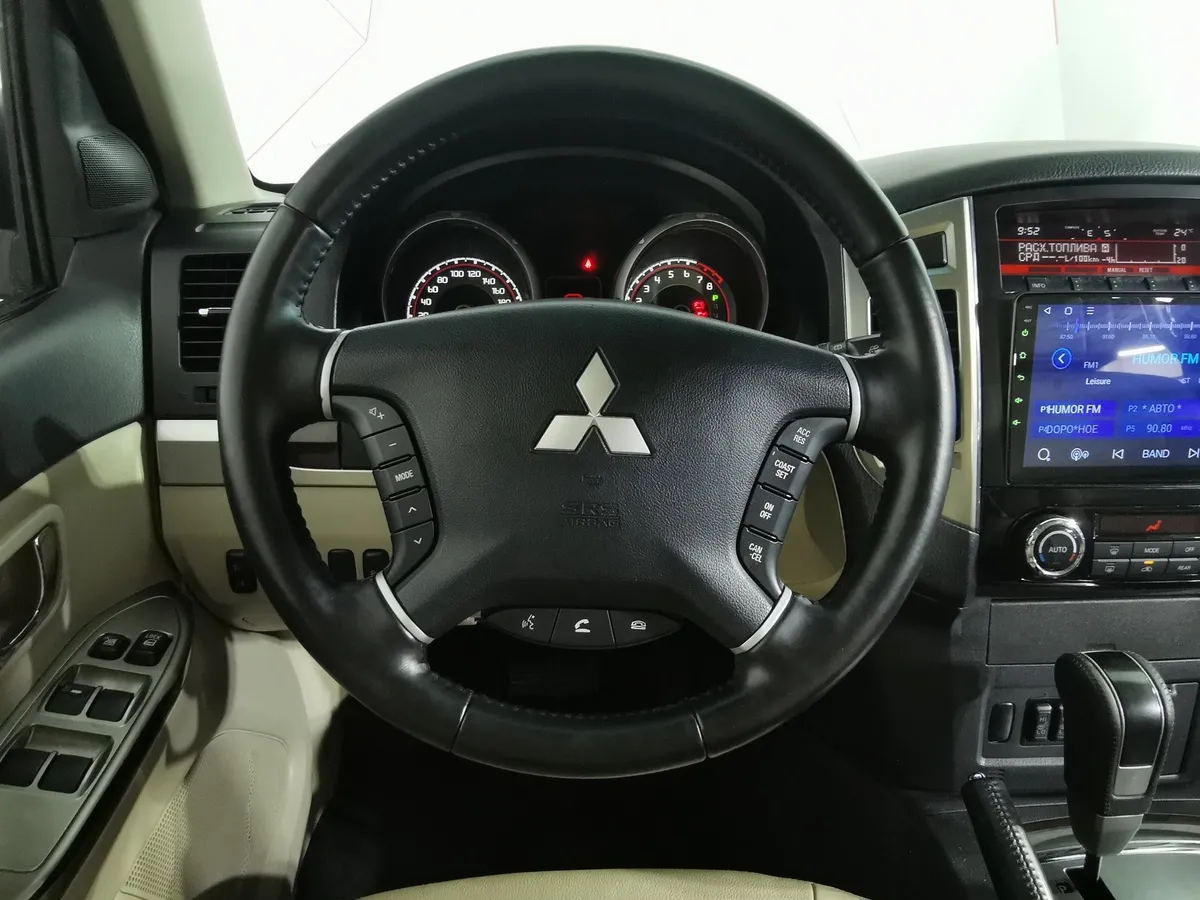 Mitsubishi Pajero 3.8 AT (250 л.с.) Серый в АВИЛОН. Слайд №19