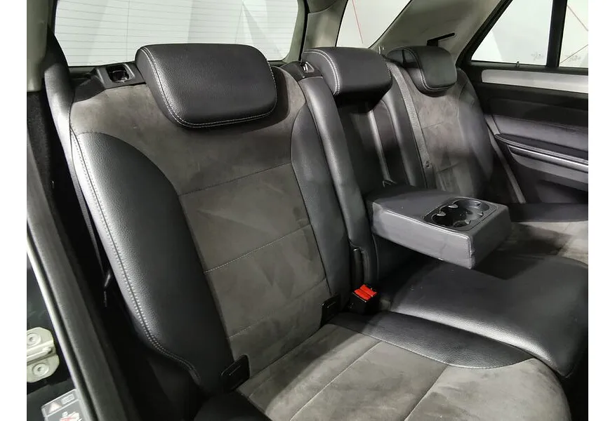 Mercedes-Benz M-Класс ML 320 CDI 7G-Tronic (224 л.с.) Черный в АВИЛОН. Слайд №15