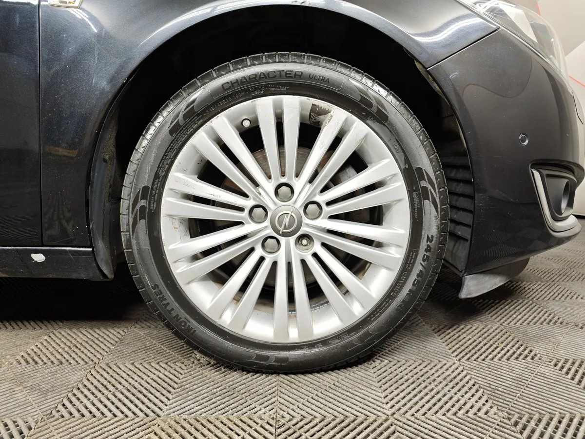 Opel Insignia 1.6 SIDI Turbo Ecotec AT (170 л.с.) Черный в АВИЛОН. Слайд №9