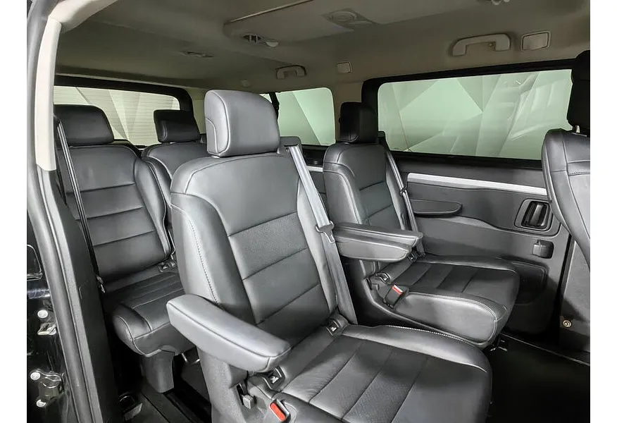 Peugeot Traveller Business 2.0 Hdi AT (150 л.с.) VIP Черный в АВИЛОН. Слайд №17