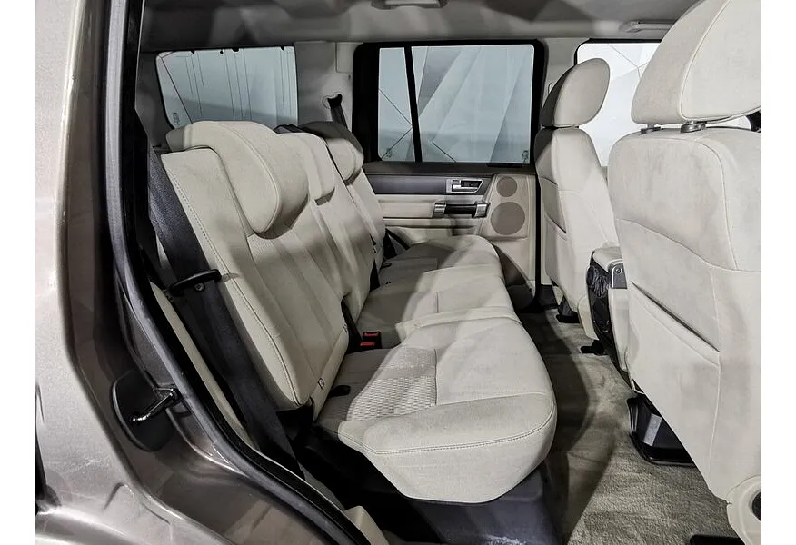 Land Rover Discovery 2.7 TD AT (188 л.с.) Коричневый в АВИЛОН. Слайд №16