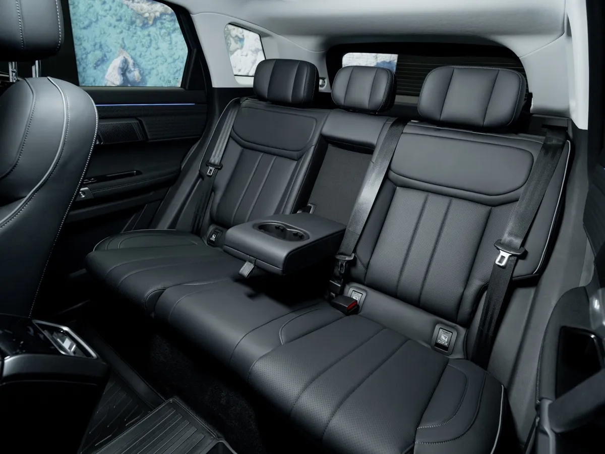 JAECOO J7 1.6T DCT FWD (150 л.с.) Престиж Серый в АВИЛОН. Слайд №12