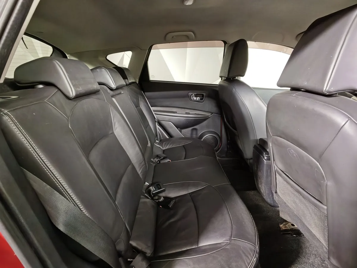 Nissan Qashqai 2.0 CVT AWD (141 л.с.) Красный в АВИЛОН. Слайд №15