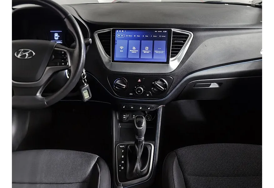 Hyundai Solaris 1.4 AT (100 л.с.) Active Plus Синий в АВИЛОН. Слайд №14 Hyundai Solaris 1.4 AT (100 л.с.) Active Plus Синий в АВИЛОН. Слайд №14