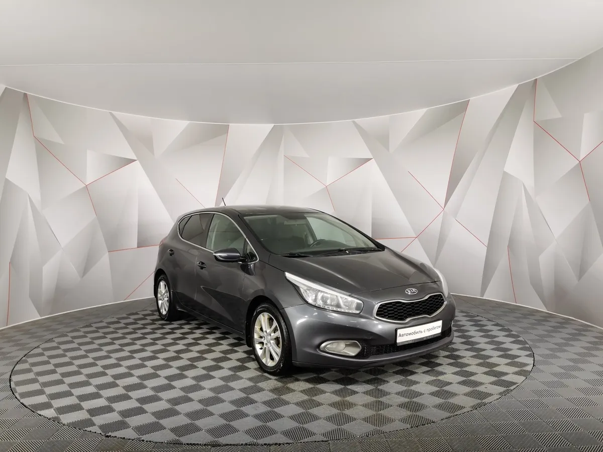 Kia Ceed 1.6 AT (129 л.с.) Серый в АВИЛОН. Слайд №3