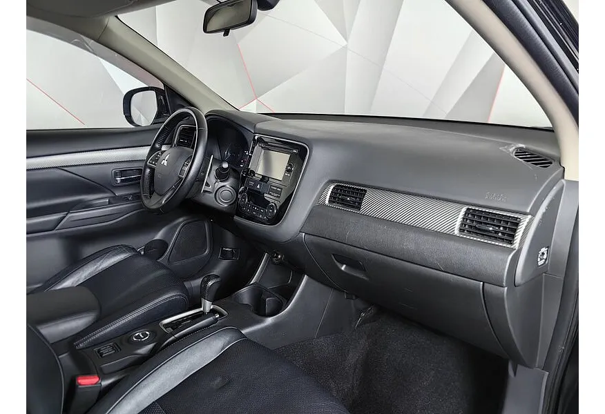 АВИЛОН - Mitsubishi Outlander 2.4 CVT 4WD (167 л.с.) Черный - slide 8