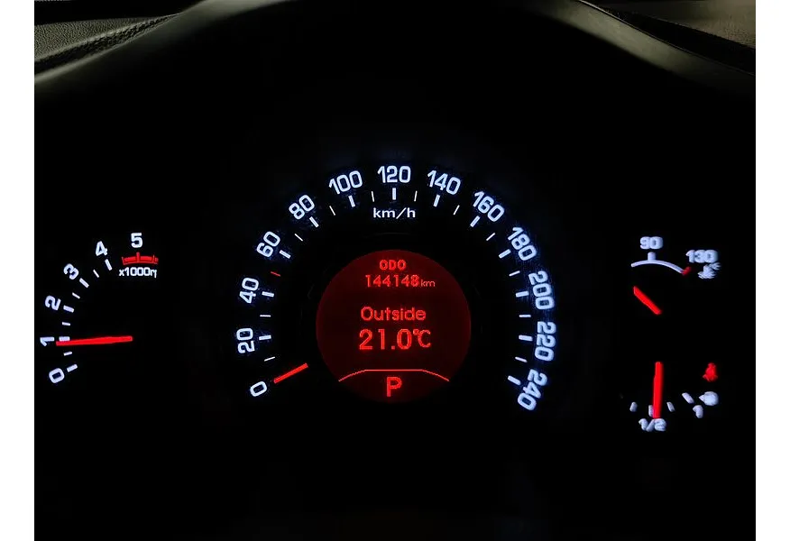 АВИЛОН - Kia Sportage 2.0 TD AT 4WD (136 л.с.) Оранжевый - slide 19