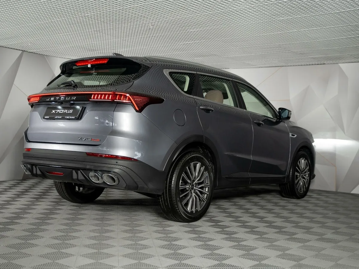 JETOUR X70 Plus 1.6 DCT (190 л.с.) Luxury Серый в АВИЛОН. Слайд №3